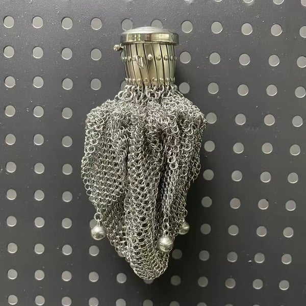 Handmade 1920's English Coin Purse🧐