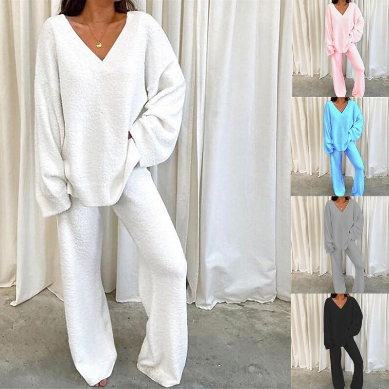 Women's Fuzzy Fleece 2-Piece Pajama Set