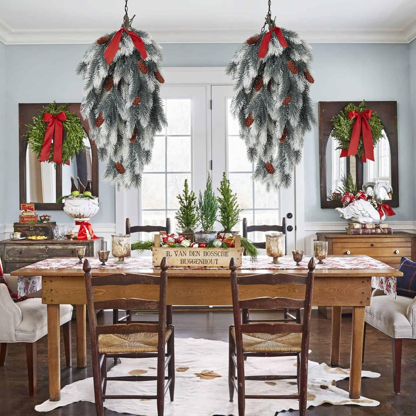 🎄Christmas pine needles and pine cones