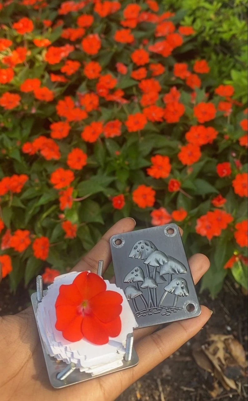 π2026 Micro Flower Press