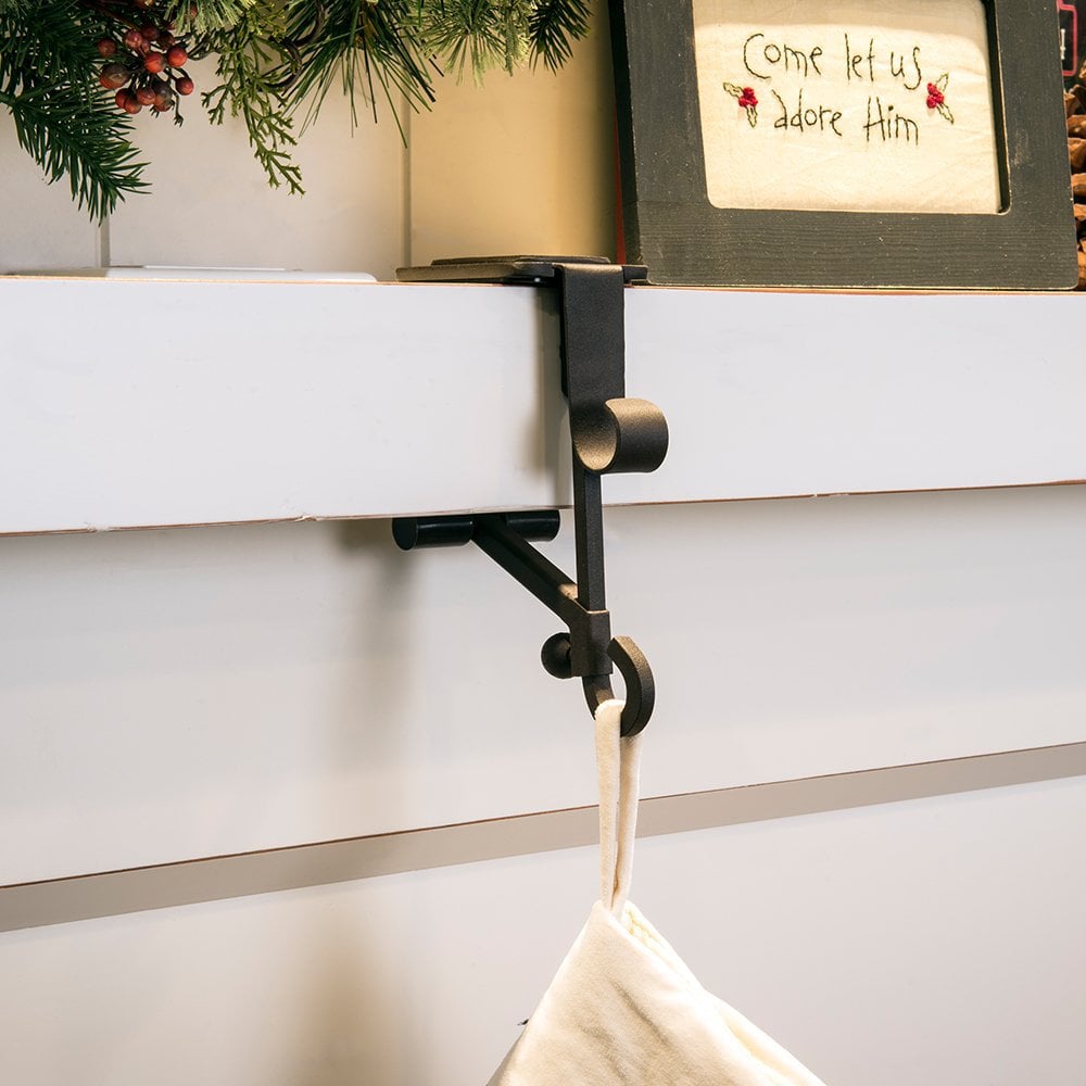 🎅Fireplace Stocking and Garland Hanger