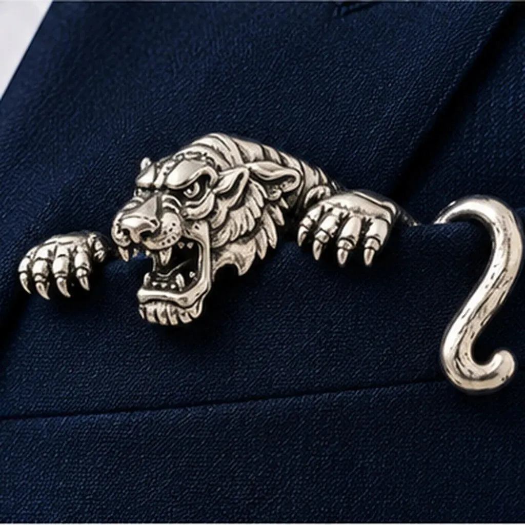 🌟 Luxury Sculpted Animal Brooch – Premium Statement Piece for Suits & Blazers🐊👔