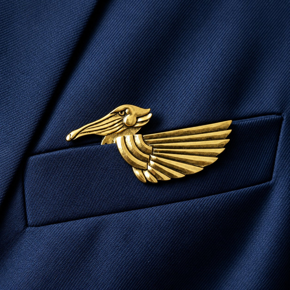 🌟 Luxury Sculpted Animal Brooch – Premium Statement Piece for Suits & Blazers🐊👔